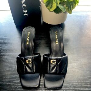 Coach Emma Wedge With Quilting